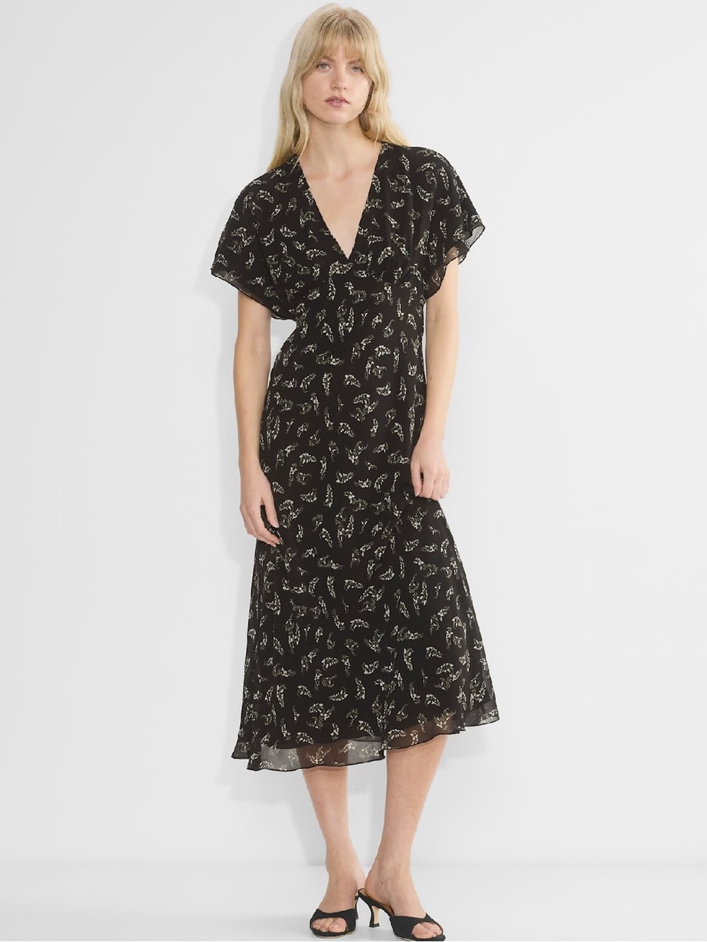 Aritzia Wilfred Terrace dress